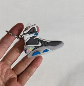 ❤️ Sneaker keychain